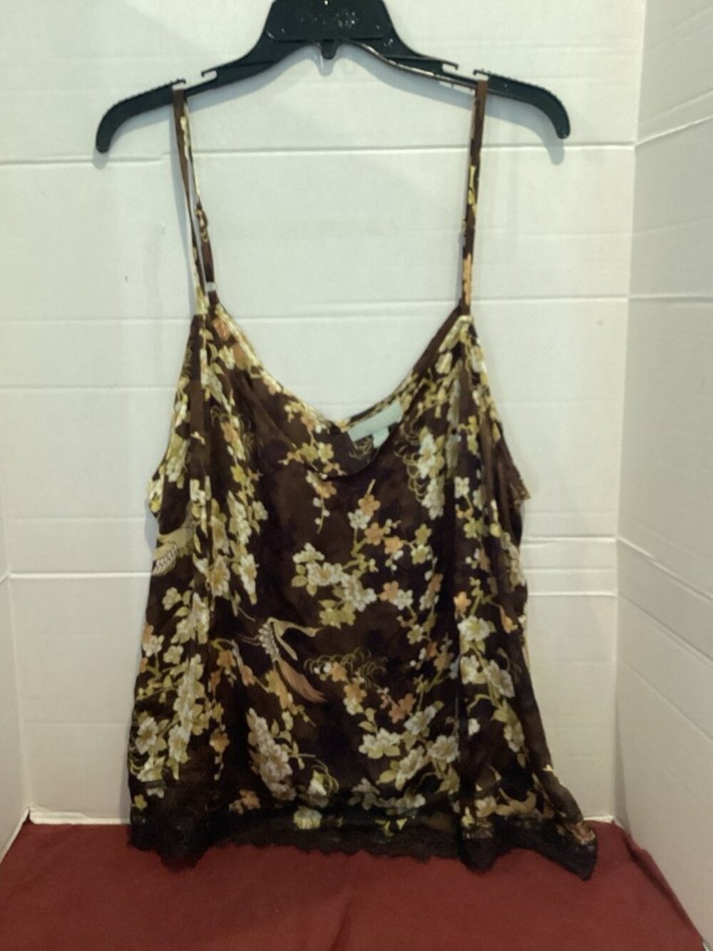 T100-Ladies Ryegrass brown floral lace hem camisole tank top Size 3 X Large New